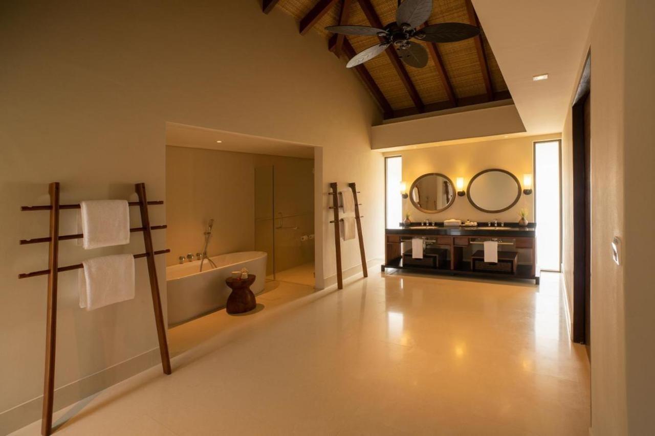 The Residence Maldives At Dhigurah Dhigurah  Bagian luar foto